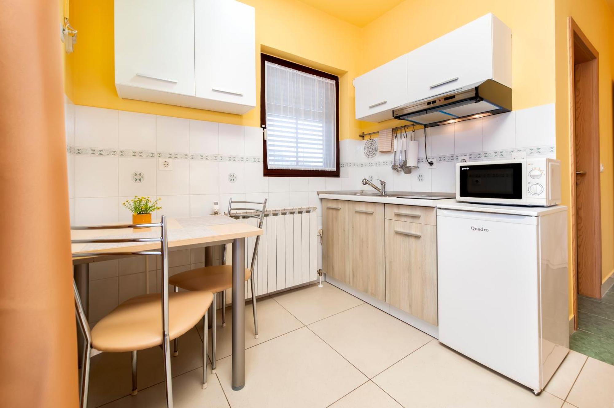 Apartments Erik B&B Adults Only Rovinj Room photo