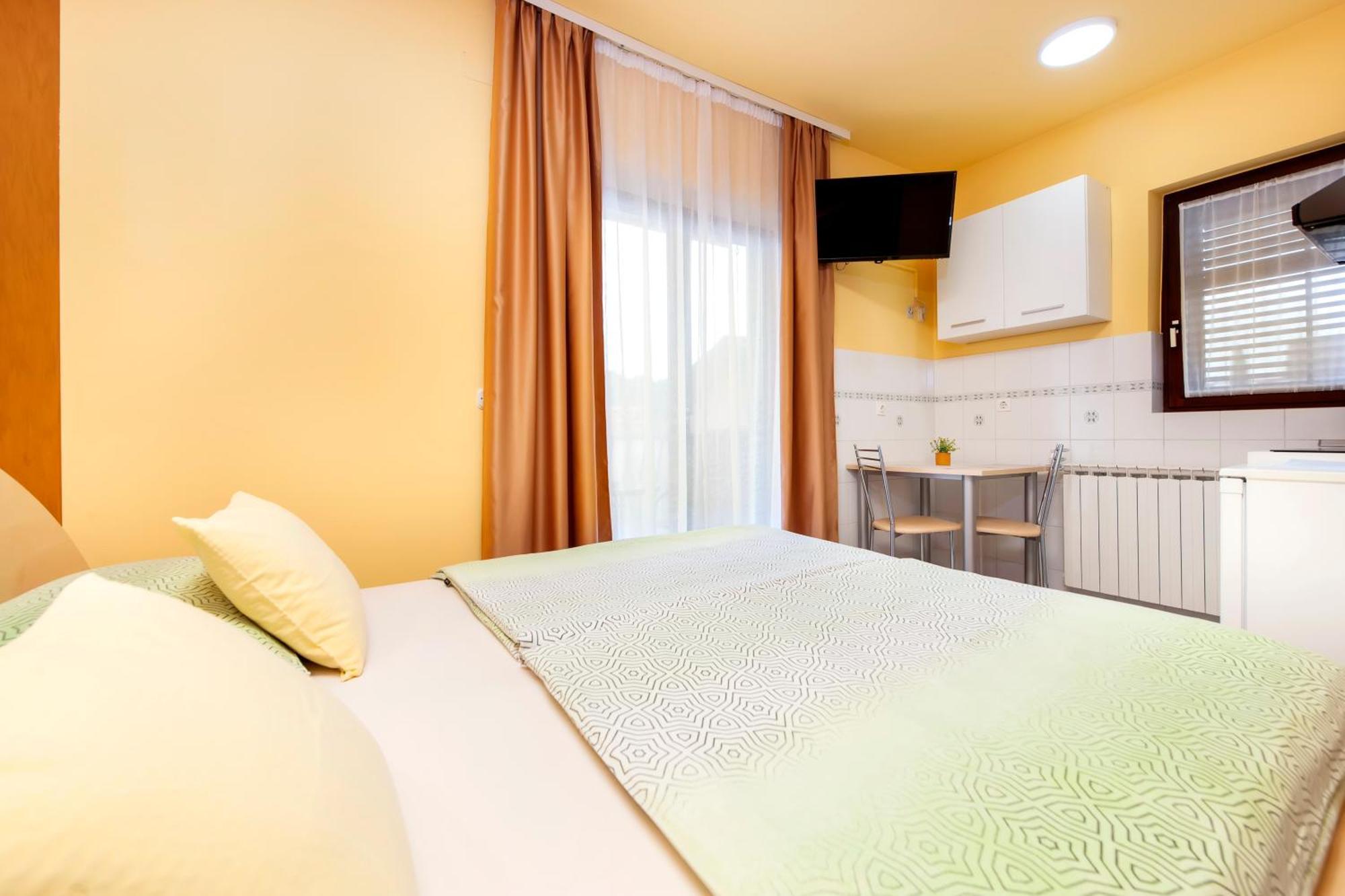 Apartments Erik B&B Adults Only Rovinj Exterior photo